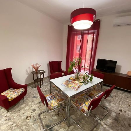 Cutapp Guest House Катанія Екстер'єр фото